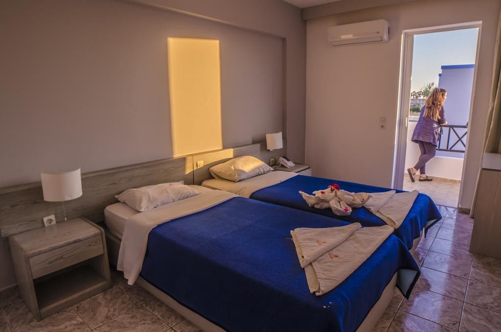 Sunshine Hotel Tigaki Bagian luar foto